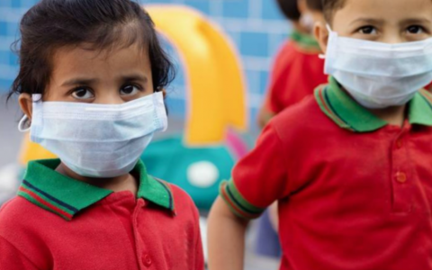 阿联酋防疫：3岁及以上儿童必须戴口罩