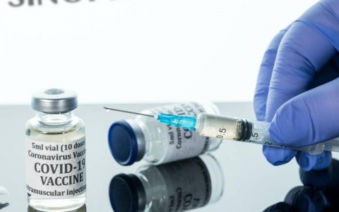 阿布扎比推出“第三剂”疫苗，哪一类人群有资格接种？