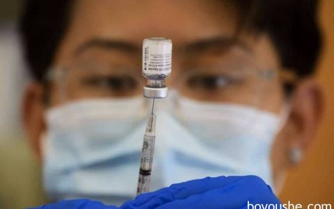 即使副作用严重，菲律宾政府仍继续接种这款疫苗