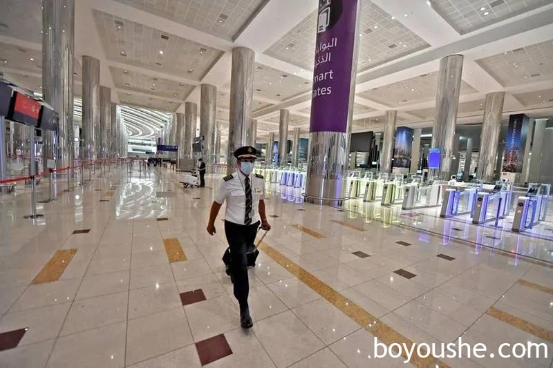 疫情后续:由于客运需求上升,阿航每月召回约100名飞行员