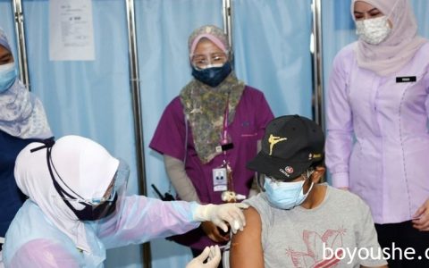 马来西亚95%长者已至少接种首剂新冠疫苗