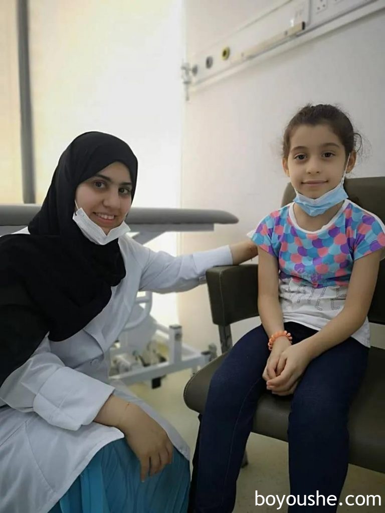 阿联酋疫情(8.28)｜单日新增994例，阿布扎比数万名学生进行了检测