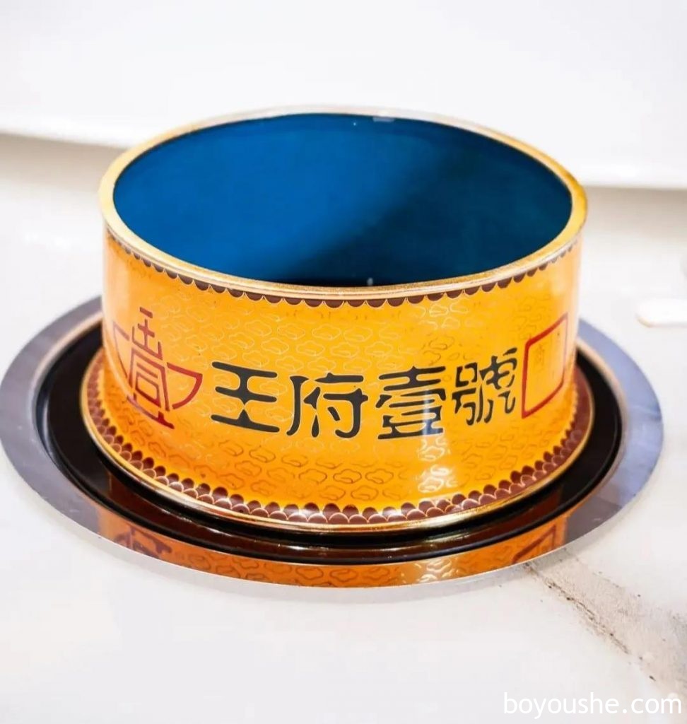 什么是商务火锅?适合你请客攒局倍有面儿的就是商务火锅 — 啥都能整的王府壹號!