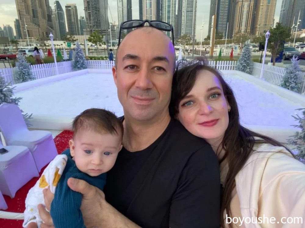 一个在迪拜的乌克兰美女成了中国通,还写了一本关于中国的书