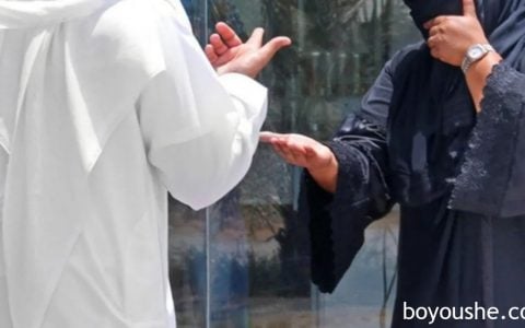 阿联酋 | 组织乞讨者最低罚款10万迪拉姆+监禁6个月