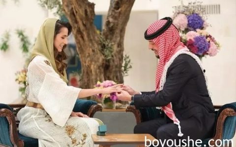 约旦王储与沙特女子订婚，沙特王储致电祝贺