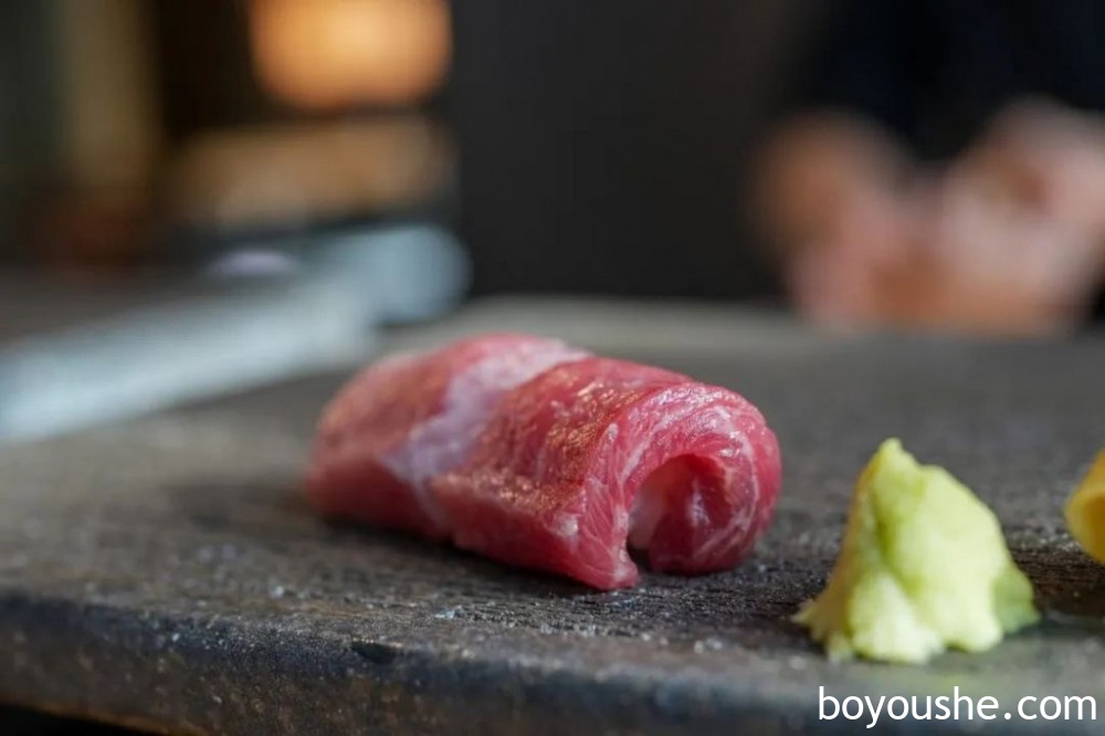 告诉你什么才是真正的Omakase!品尝Takahisa崇寿2500迪/人的顶级无菜单料理