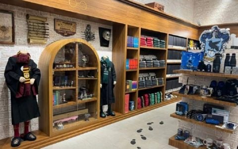 阿联酋购物中心的哈利波特主题商店将于明日正式开业